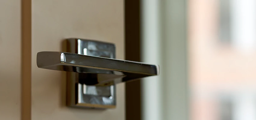 Door Lever Knob Repair in Ceres, California