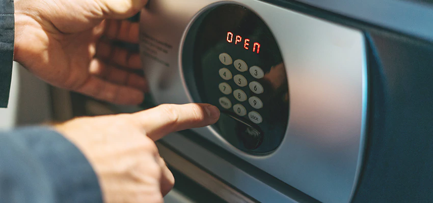 Cash Safe Openers in Ceres, California